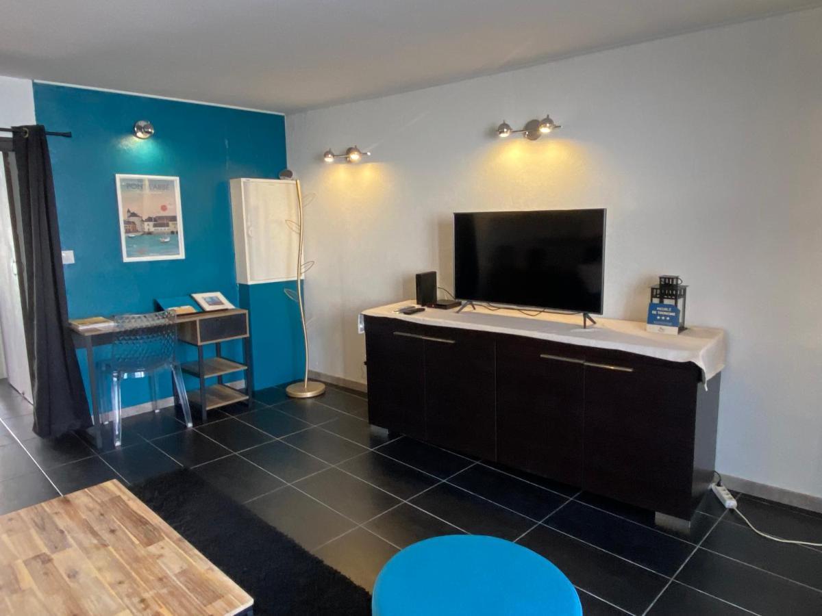 Appartement En Entree De Ville Avec Balneo Pont-lʼAbbé Eksteriør billede